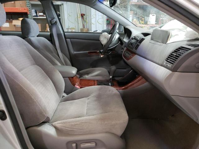 Photo 5 from auction – 2002 TOYOTA CAMRY LE with VIN JTDBE32K420124110