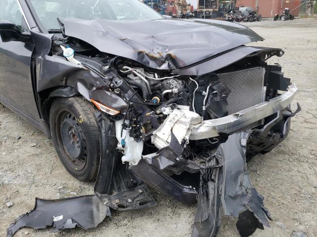 Photo 9 from auction – 2017 HONDA CIVIC LX with VIN 2HGFC2F50HH527433