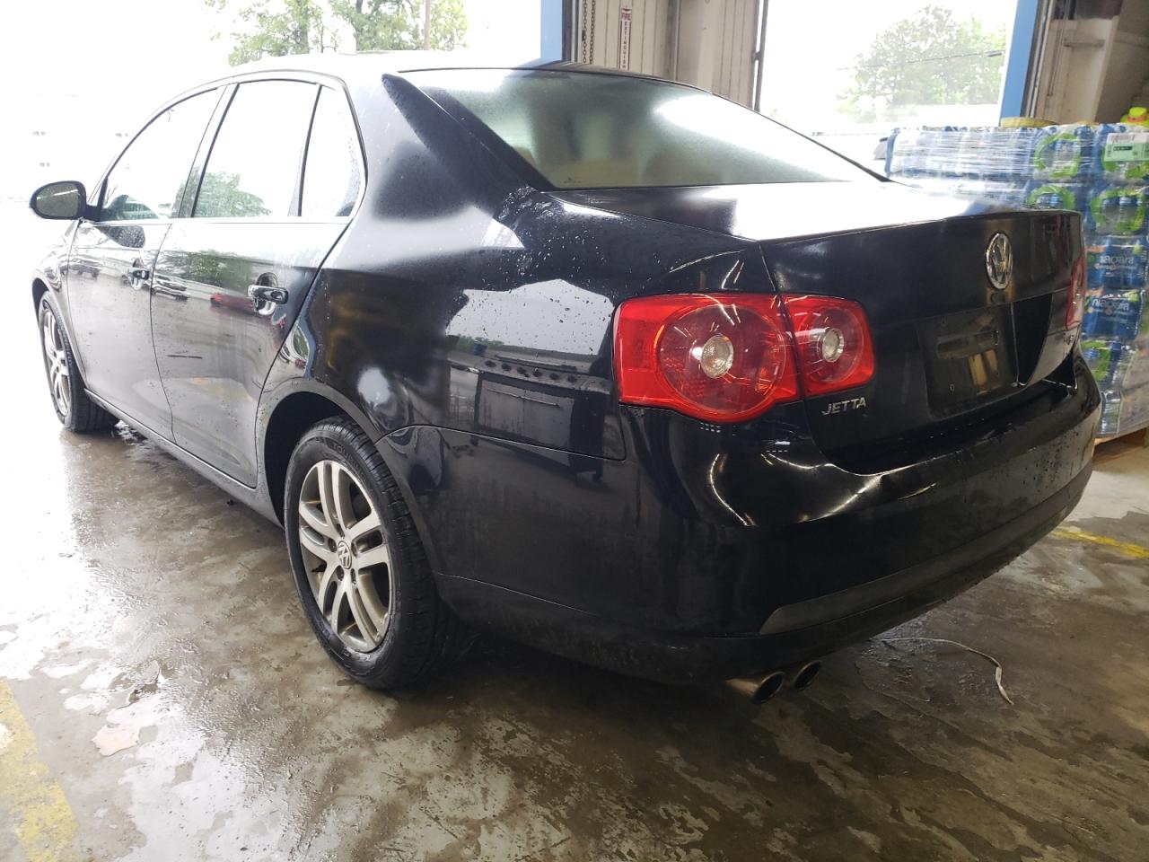 Photo 3 from auction – 2006 VOLKSWAGEN JETTA 2.5 with VIN 3VWRF71K36M775992