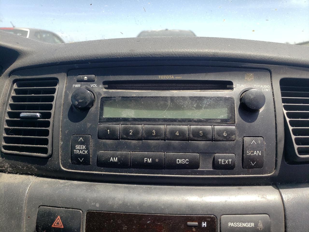 Photo 9 from auction – 2005 TOYOTA COROLLA CE with VIN 1NXBR32E75Z559436