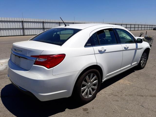 Photo 4 from auction – 2014 CHRYSLER 200 TOURIN with VIN 1C3CCBBG6EN107059