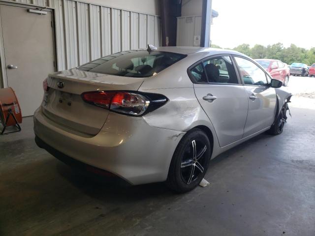 Photo 4 from auction – 2018 KIA FORTE LX with VIN 3KPFK4A75JE227815