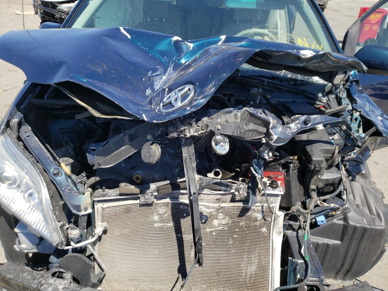 Photo 7 from auction – 2012 TOYOTA SIENNA LE with VIN 5TDKK3DC2CS177370