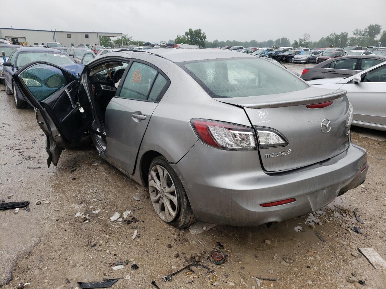 Photo 3 from auction – 2010 MAZDA 3 S with VIN JM1BL1S55A1258556