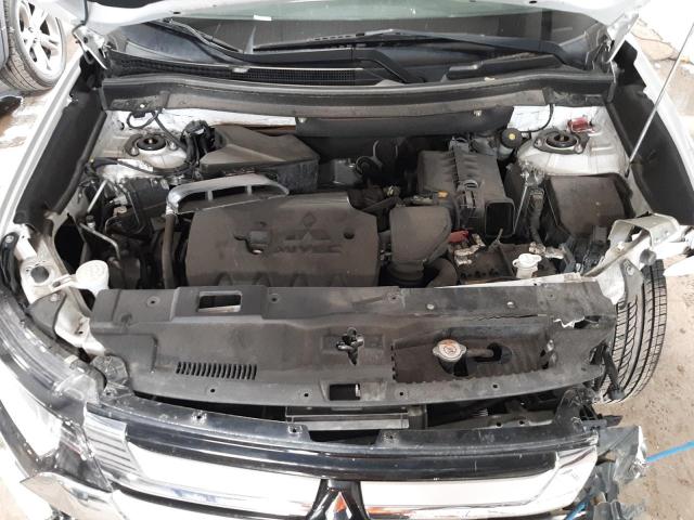 Photo 7 from auction – 2018 MITSUBISHI OUTLANDER with VIN JA4AZ3A3XJZ064994