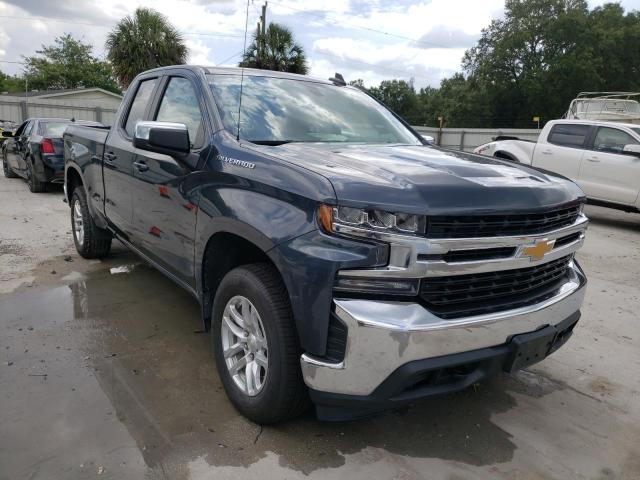 CHEVROLET SILVERADO 2020 with VIN 1GCRYDED5LZ256802 - Photo from auction