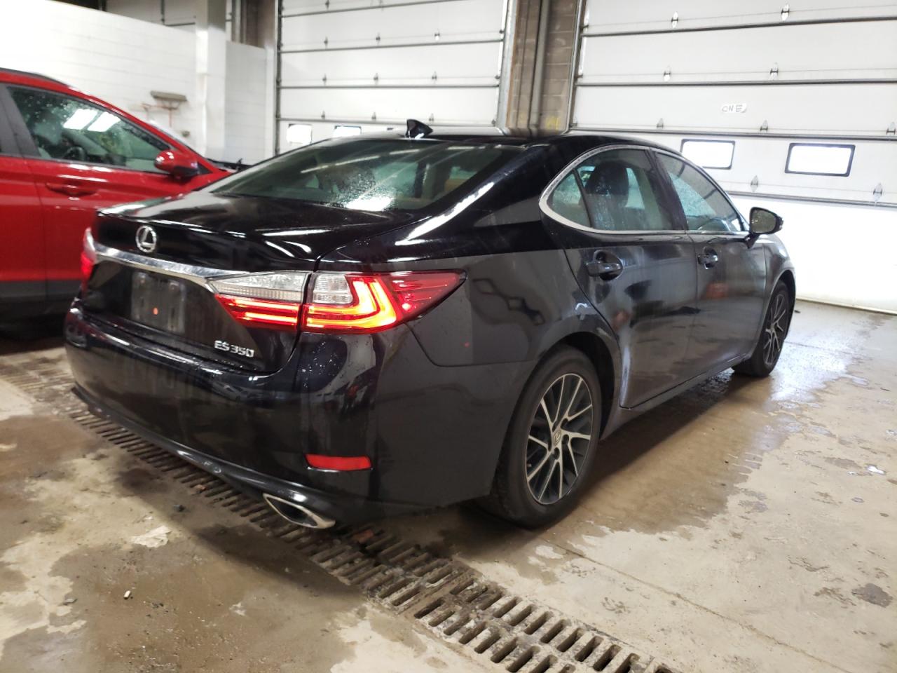 Photo 4 from auction – 2016 LEXUS ES 350 with VIN 58ABK1GG4GU027804