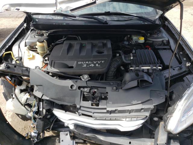 Photo 7 from auction – 2012 CHRYSLER 200 TOURIN with VIN 1C3BCBEB8CN145451