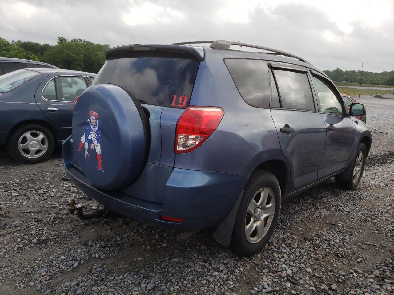 Photo 4 from auction – 2007 TOYOTA RAV4 with VIN JTMZD33V375047704