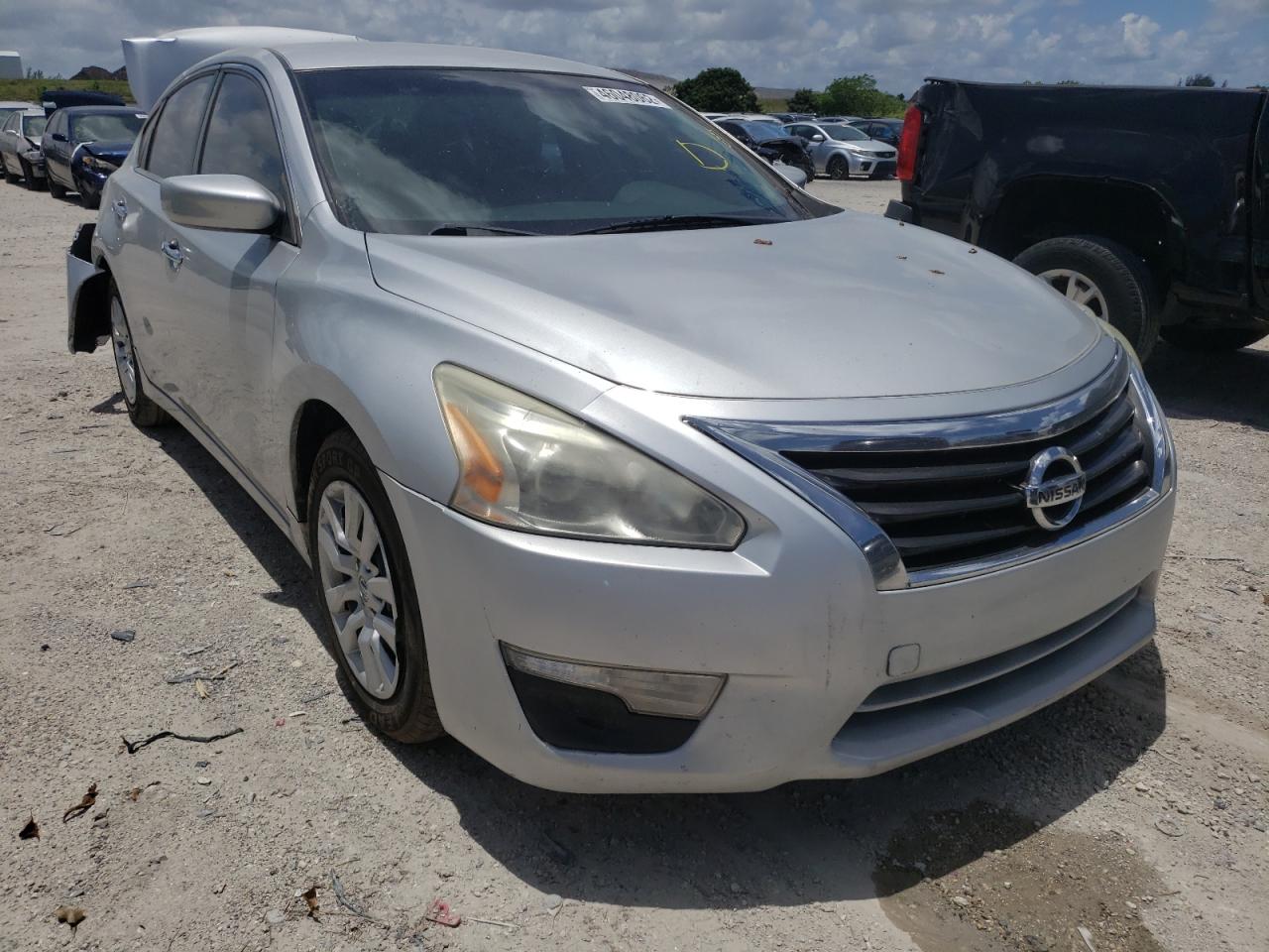 Photo 14 from auction – 2015 NISSAN ALTIMA with VIN 1N4AL3AP1FN302147