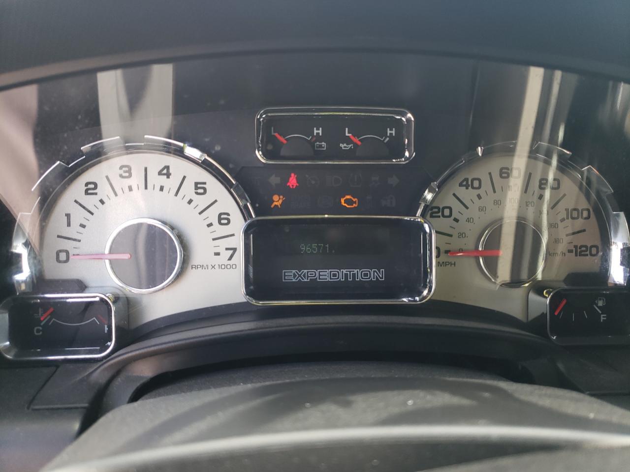 Photo 13 from auction – 2014 FORD EXPEDITION with VIN 1FMJU2A55EEF62061