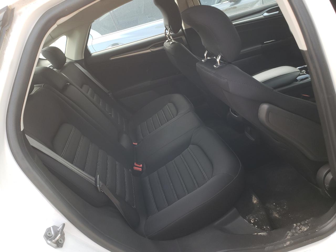 Photo 6 from auction – 2014 FORD FUSION with VIN 3FA6P0HD7ER281918