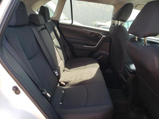 Photo 6 from auction – 2021 TOYOTA RAV4 LE with VIN 2T3F1RFV9MW197587