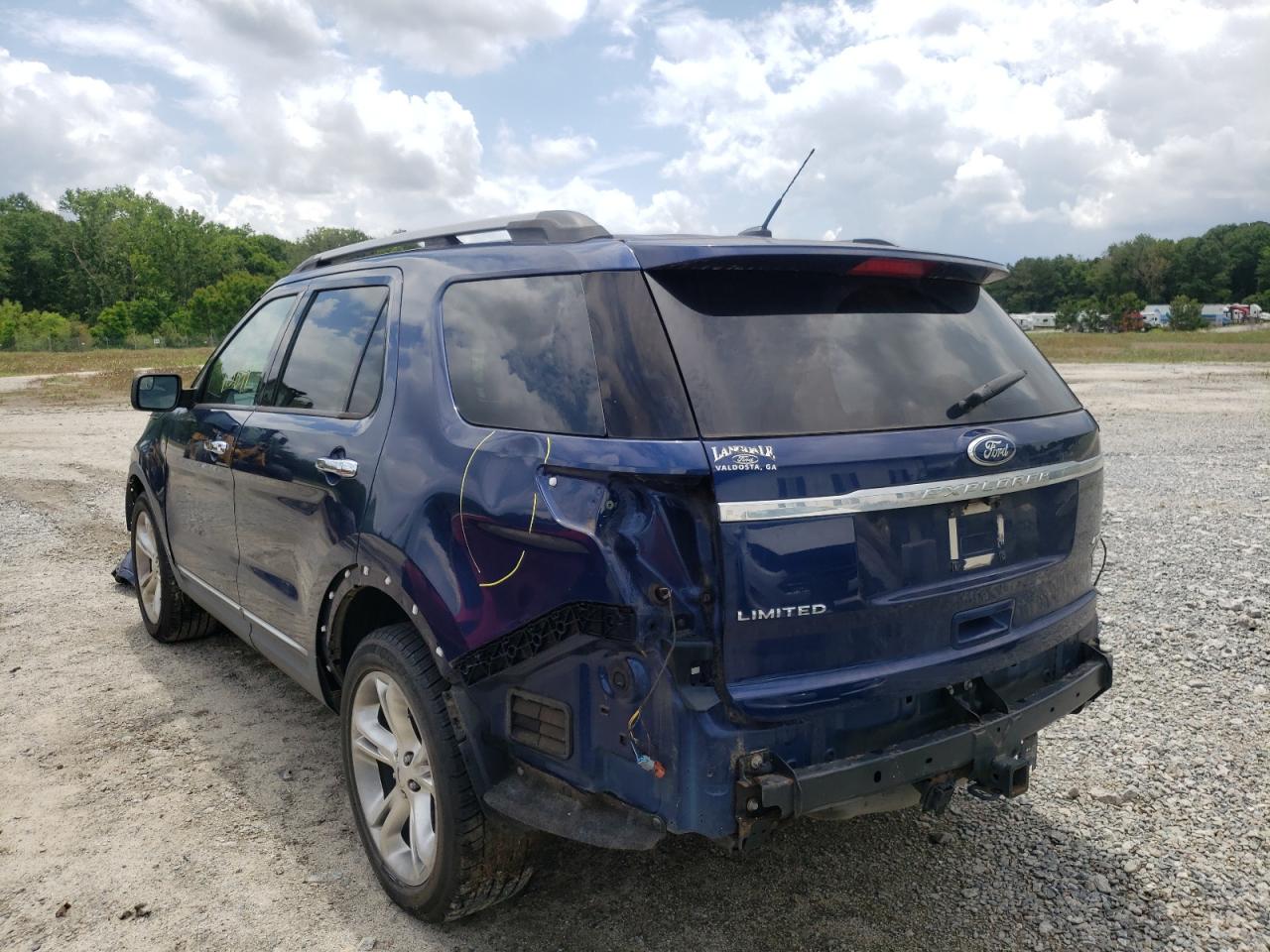 Photo 3 from auction – 2012 FORD EXPLORER L with VIN 1FMHK8F88CGA26989