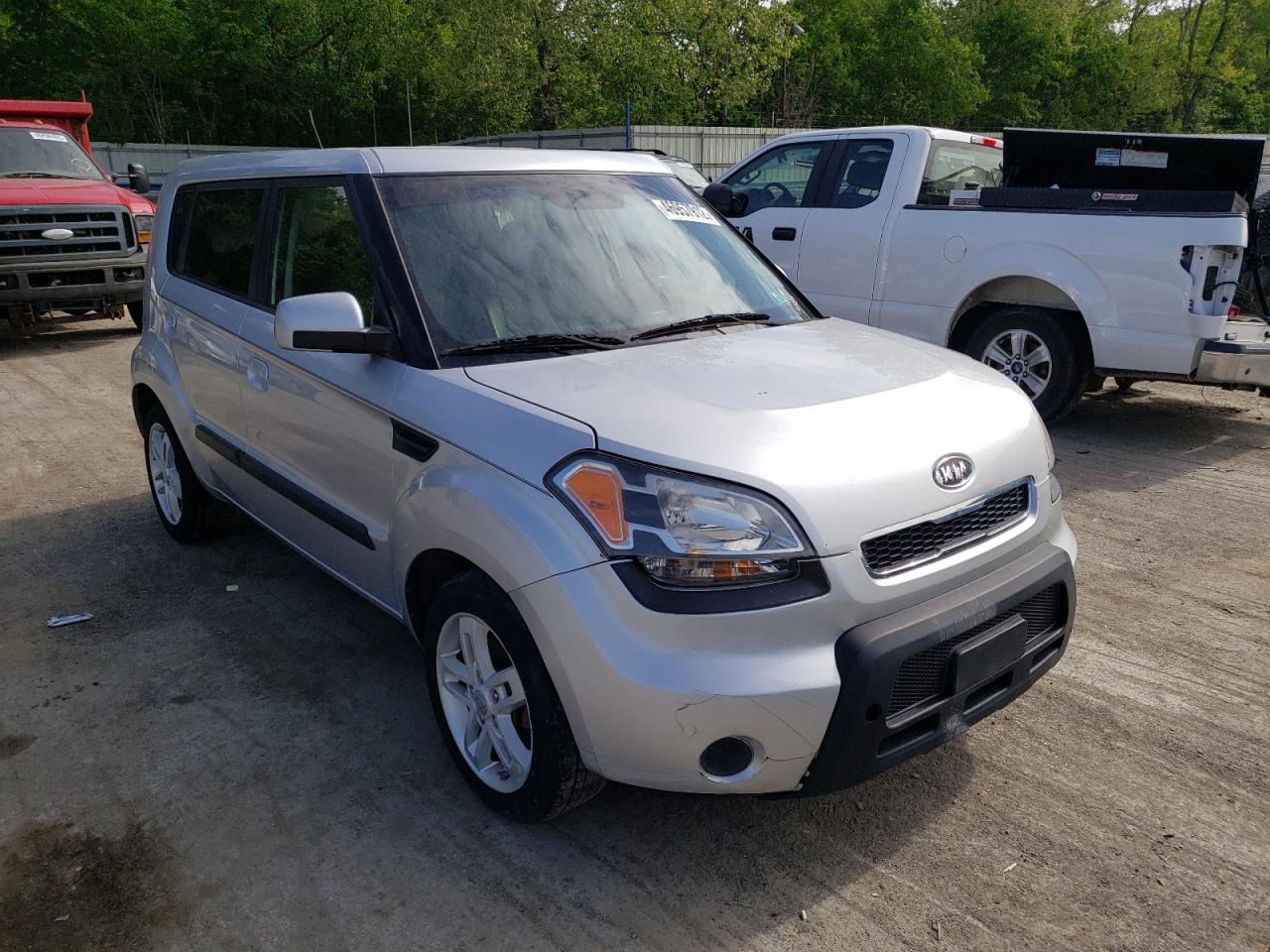 KIA SOUL + 2010 with VIN KNDJT2A21A7701792 - Photo from auction