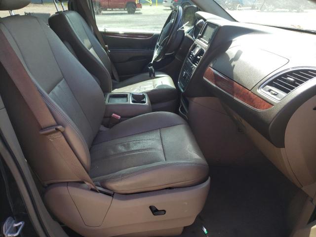 Photo 5 from auction – 2012 CHRYSLER TOWN & COU with VIN 2C4RC1BG1CR233085