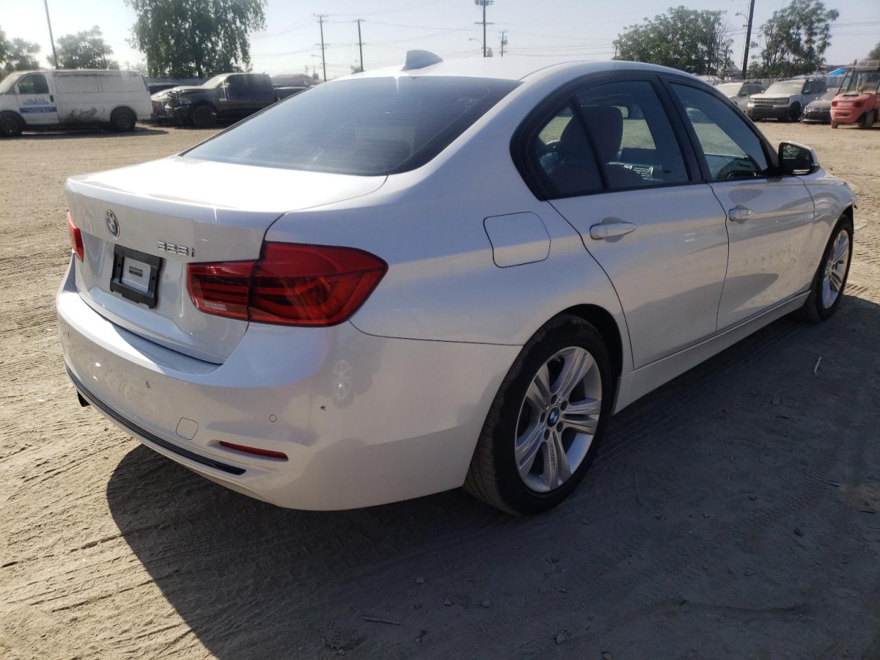 Photo 4 from auction – 2016 BMW 328 I SULE with VIN WBA8E9G54GNT45777