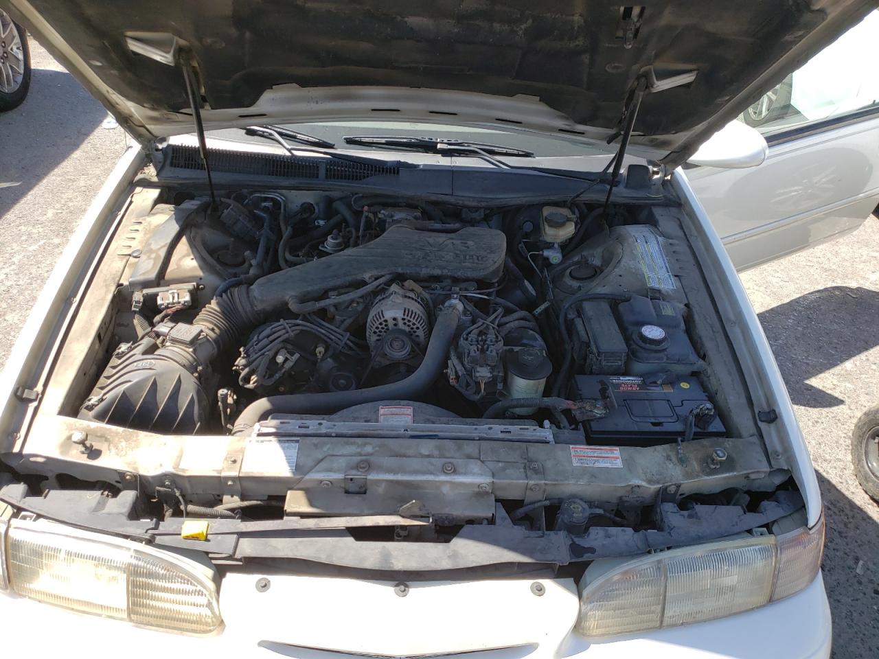 Photo 7 from auction – 1995 FORD THUNDERBIR with VIN 1FALP62WXSH200956