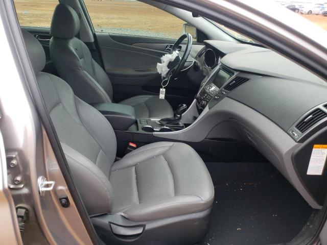 Photo 5 from auction – 2013 HYUNDAI SONATA HYB with VIN KMHEC4A49DA072574