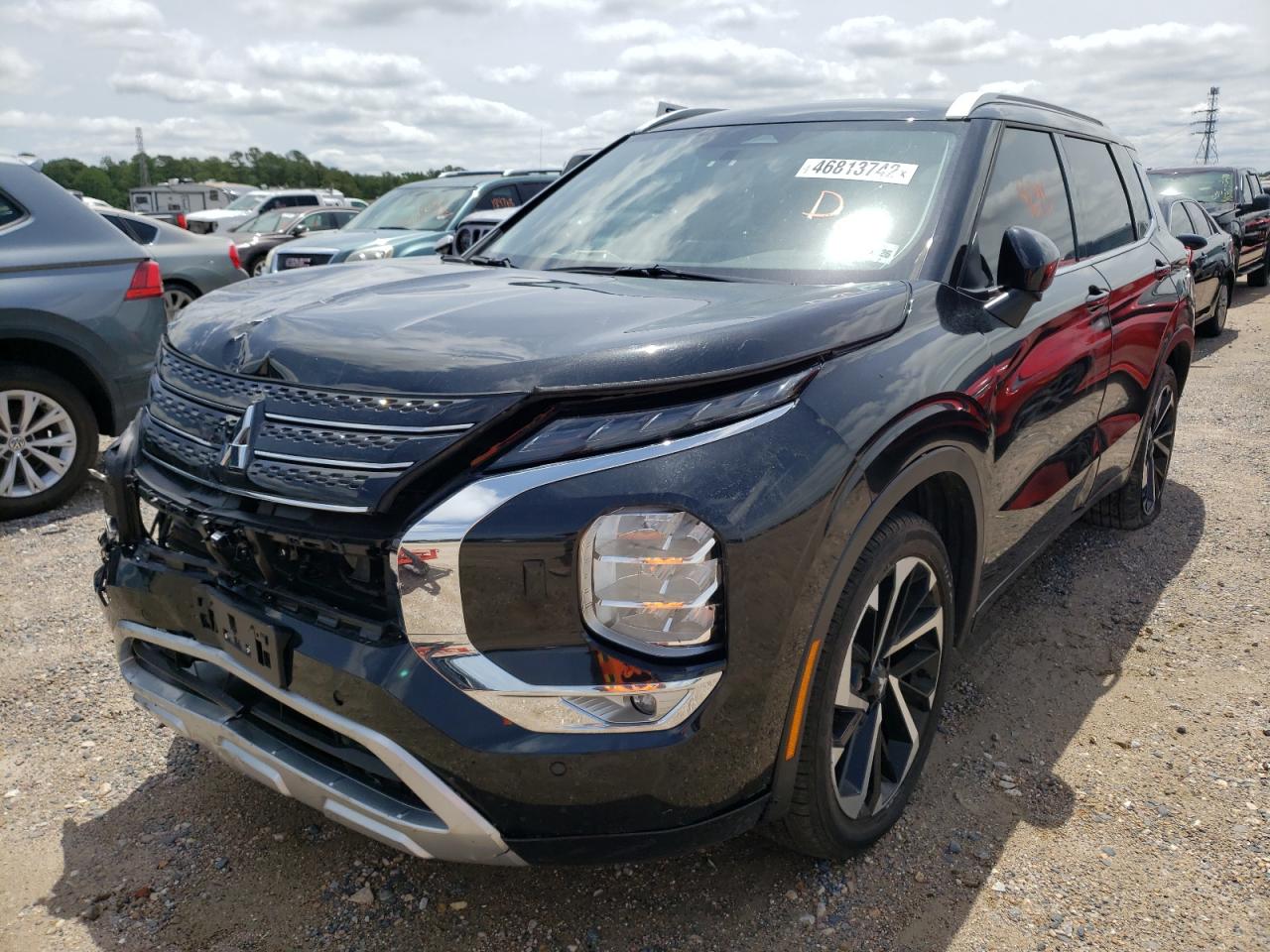 Photo 2 from auction – 2022 MITSUBISHI OUTLANDER with VIN JA4J4VA87NZ008622