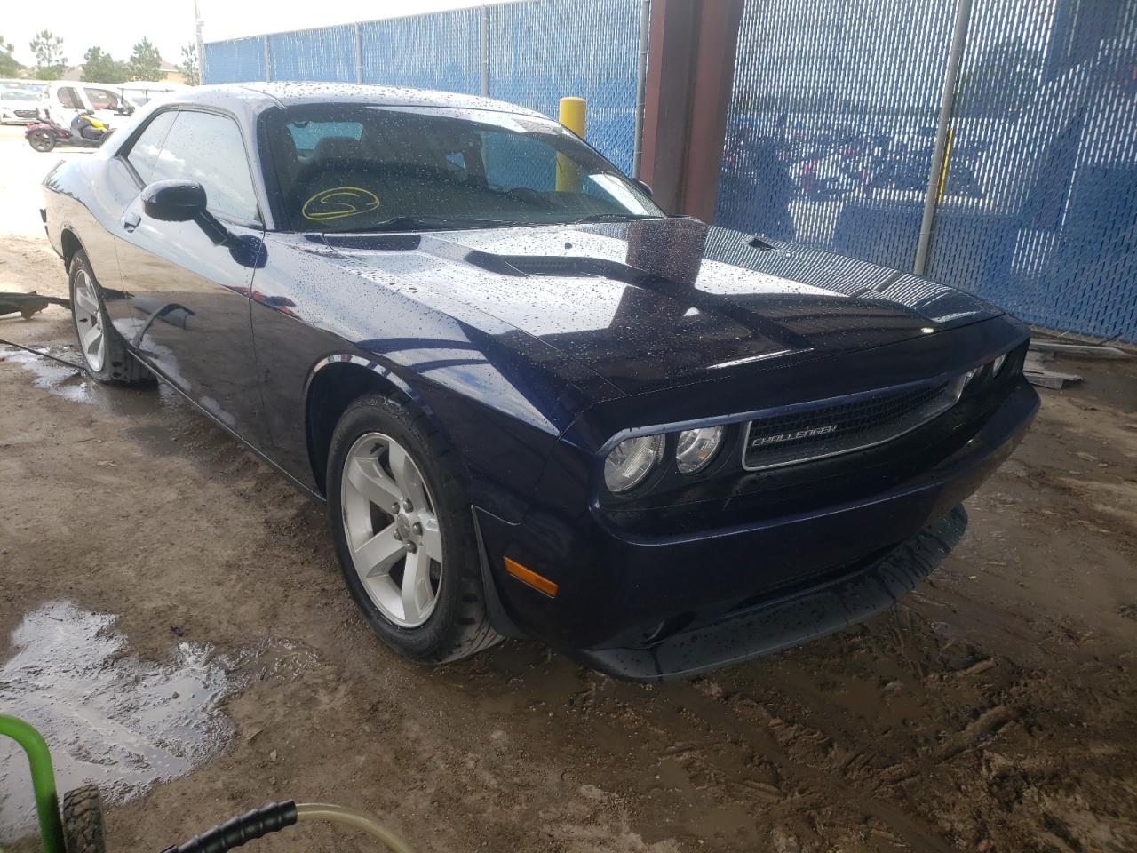 DODGE CHALLENGER 2014 with VIN 2C3CDYAG5EH261207 - Photo from auction