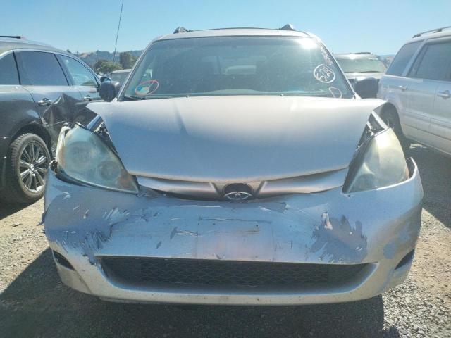 Photo 9 from auction – 2006 TOYOTA SIENNA CE with VIN 5TDZA23C56S449864