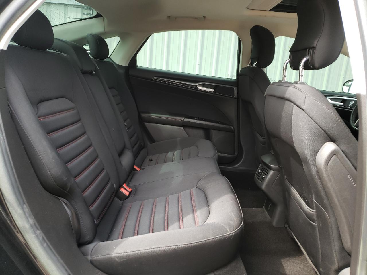 Photo 18 from auction – 2014 FORD FUSION SE with VIN 3FA6P0HD7ER251494