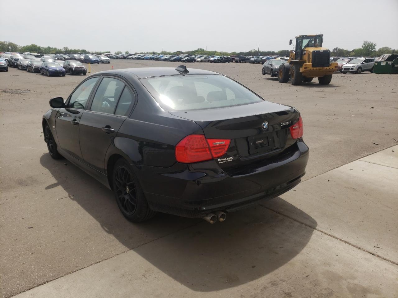 Photo 3 from auction – 2011 BMW 328 XI with VIN WBAPK7C59BA816286
