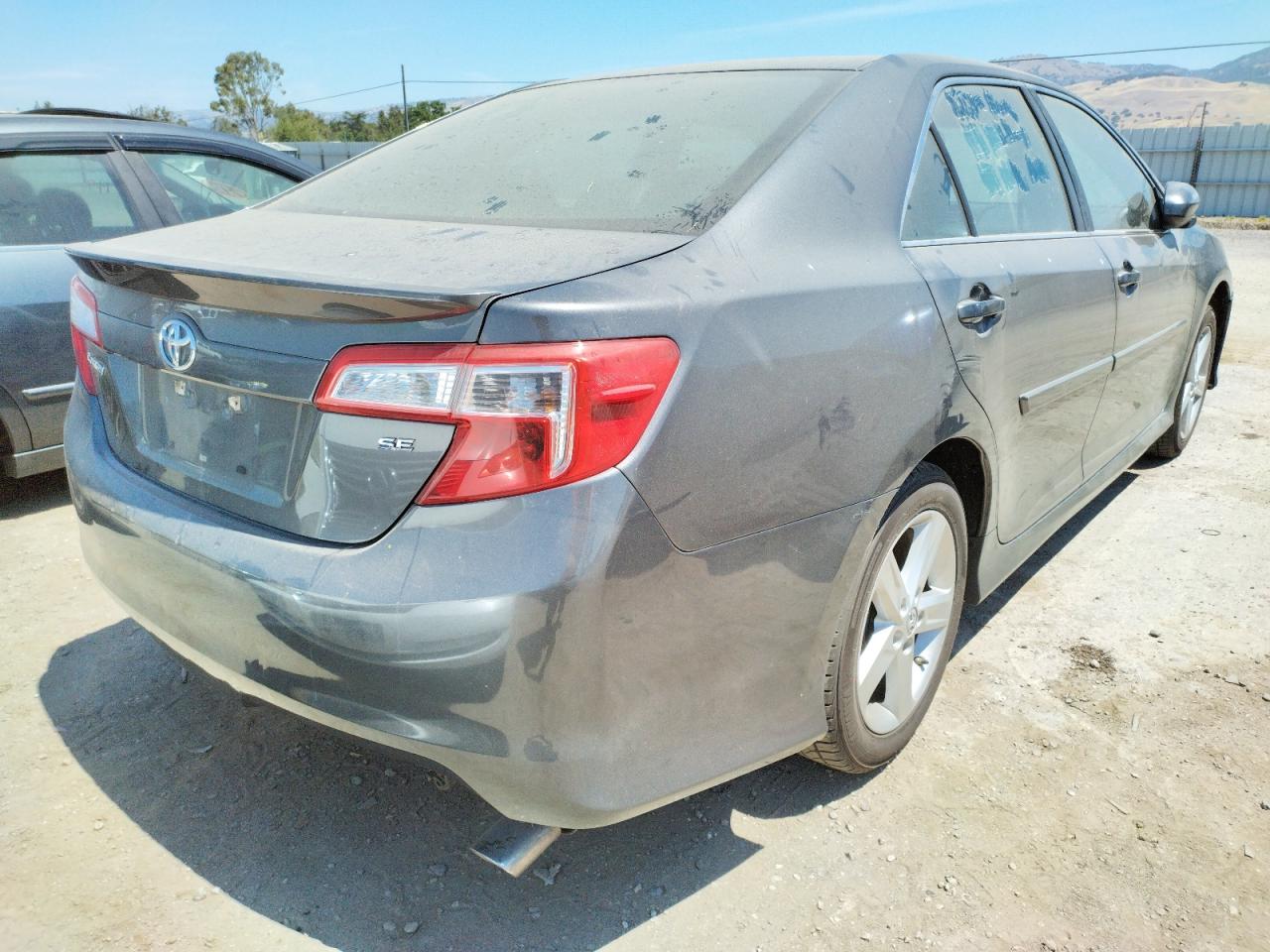 Photo 4 from auction – 2013 TOYOTA CAMRY L with VIN 4T1BF1FK5DU263990