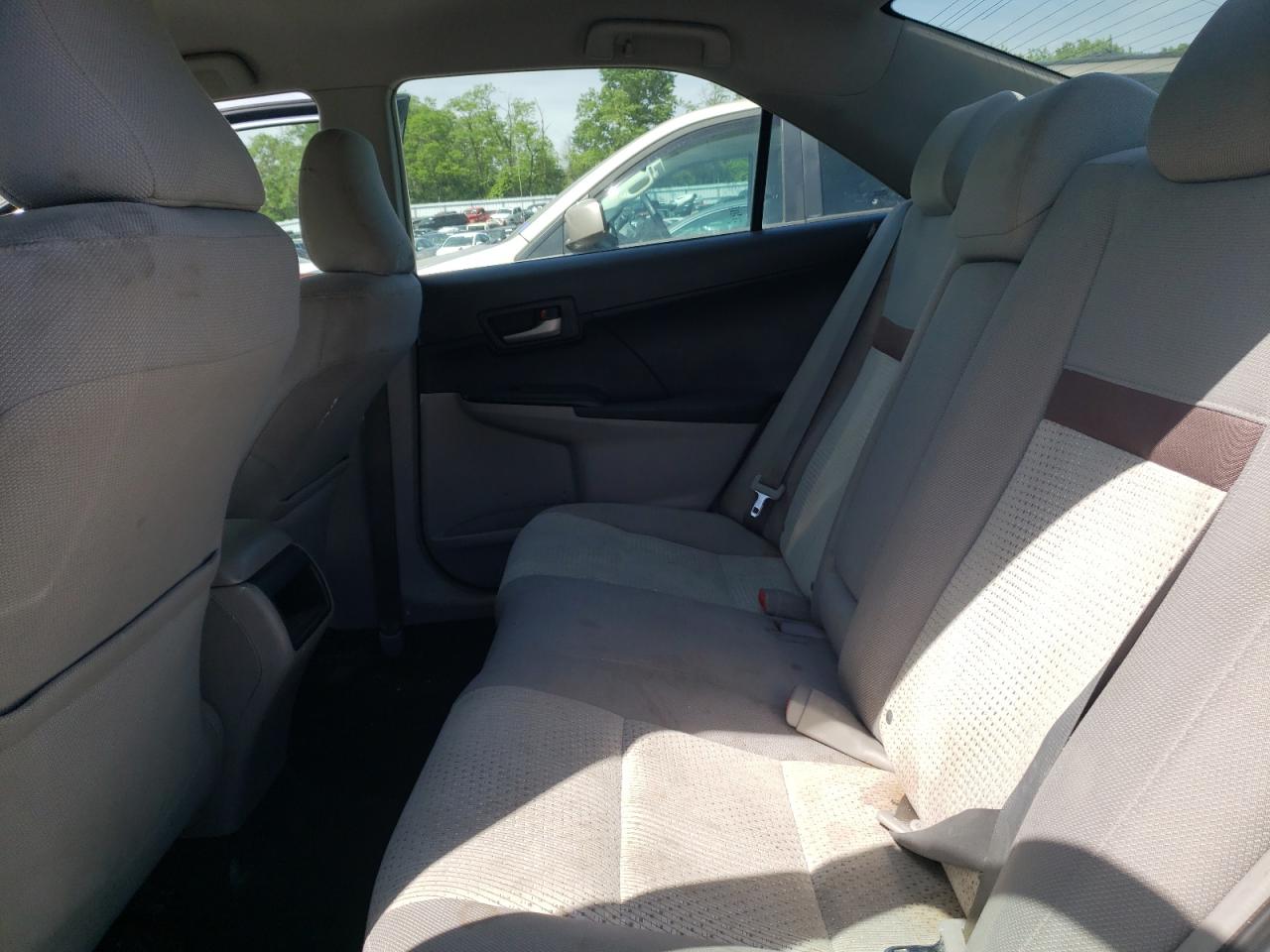 Foto 6 de la subasta – 2012 TOYOTA CAMRY BASE con VIN 4T1BF1FK6CU022406
