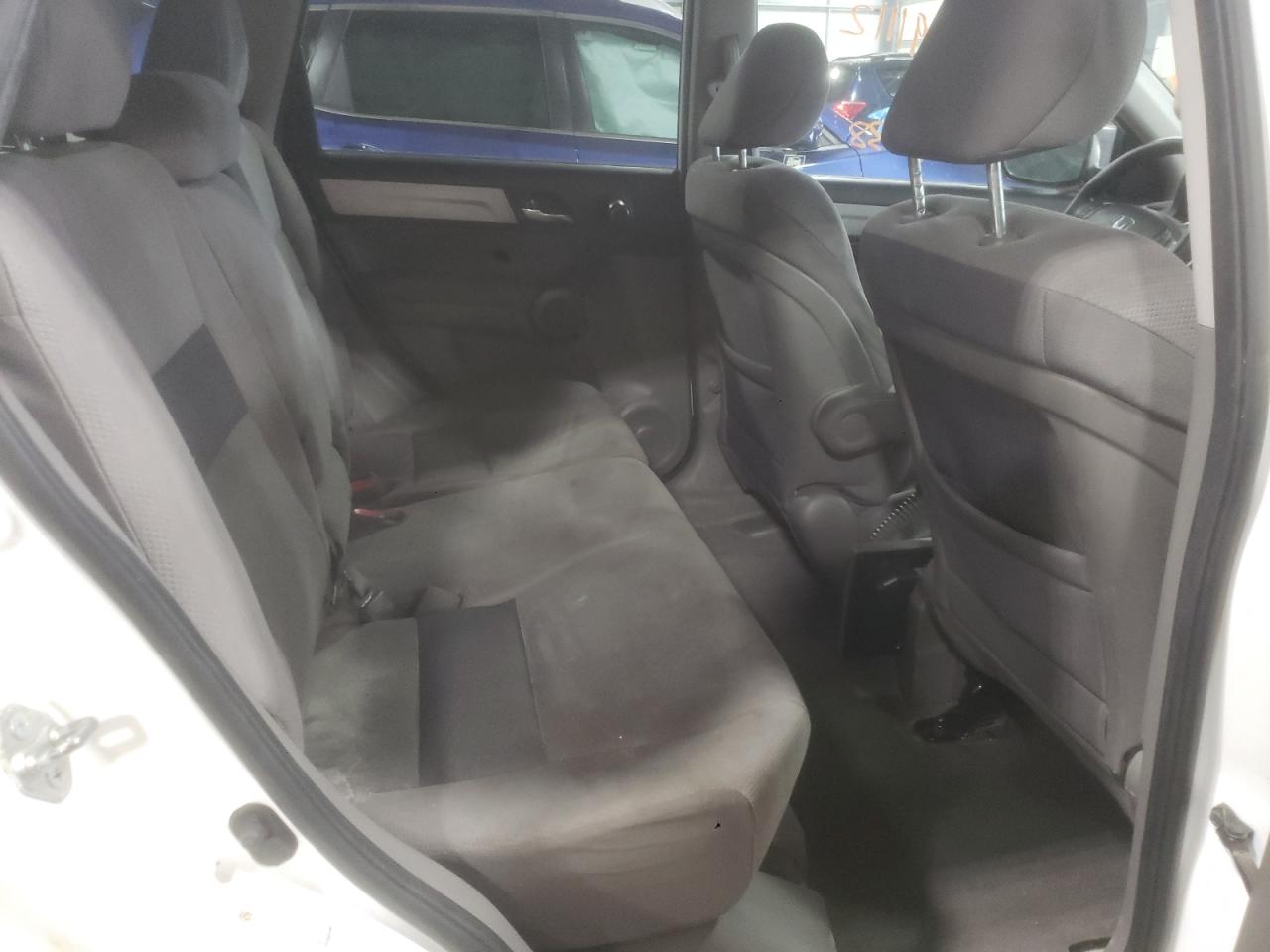 Photo 6 from auction – 2011 HONDA CR-V SE with VIN 5J6RE4H46BL092928