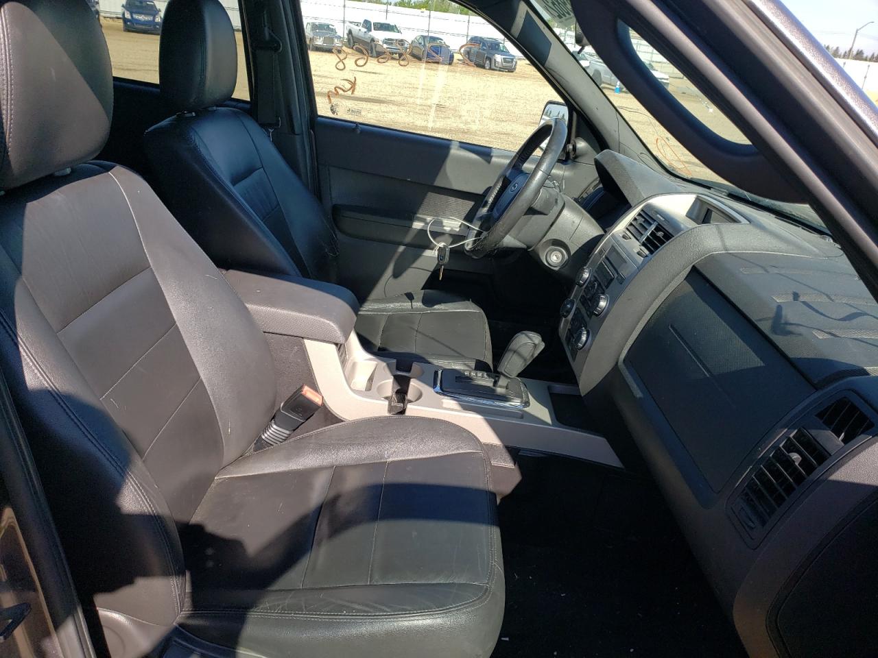 Photo 5 from auction – 2009 FORD ESCAPE XLT with VIN 1FMCU93G79KC40349
