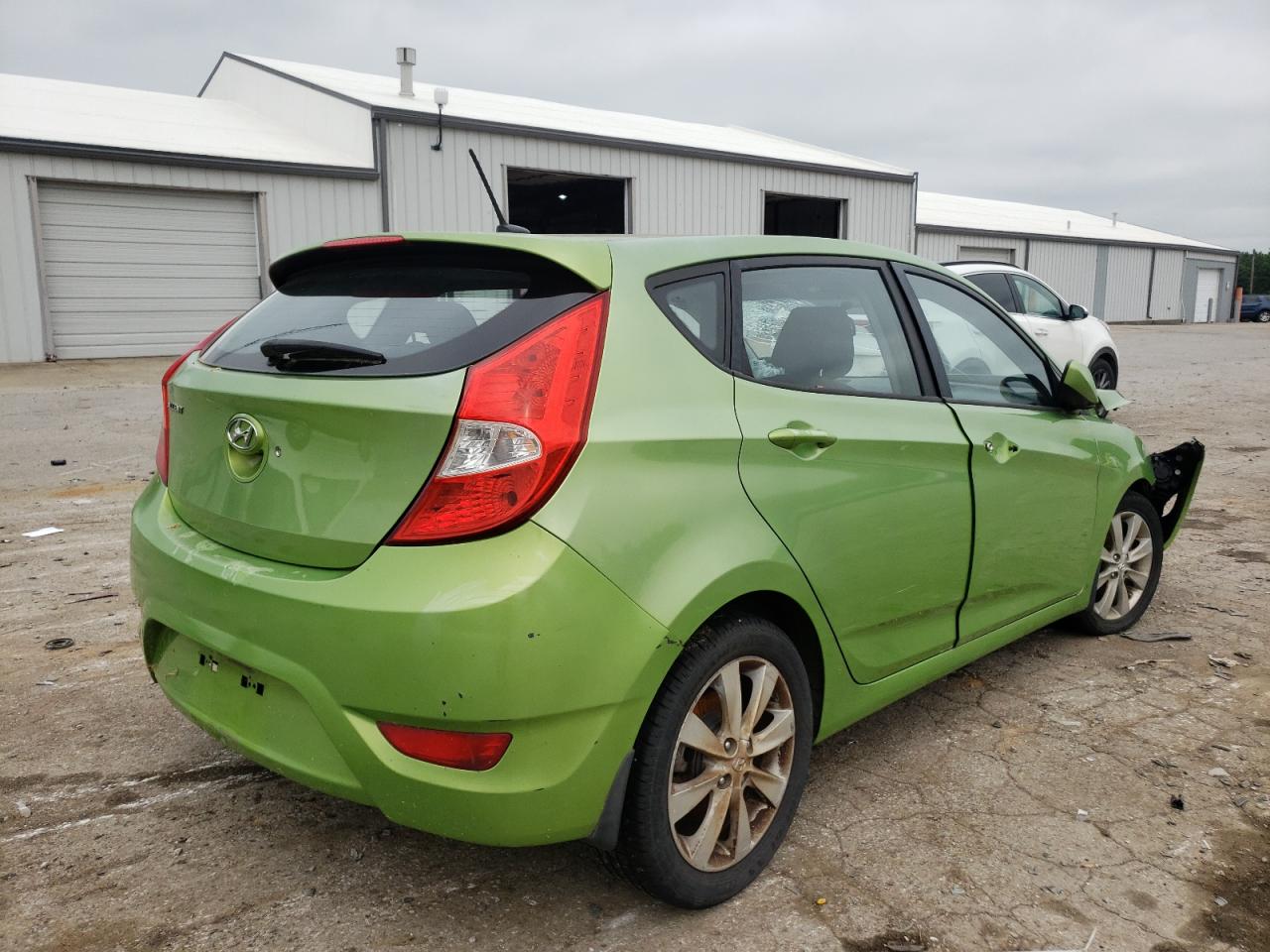 Photo 4 from auction – 2012 HYUNDAI ACCENT GLS with VIN KMHCU5AEXCU035260