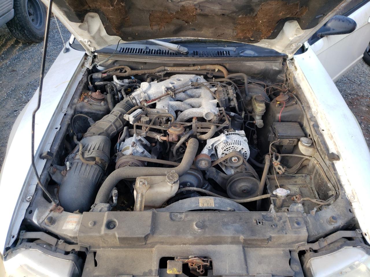 Photo 7 from auction – 2000 FORD MUSTANG with VIN 1FAFP404XYF196964