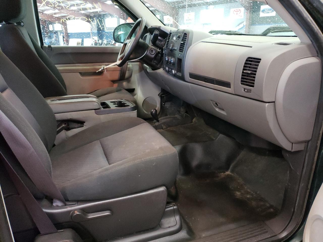 Photo 5 from auction – 2013 CHEVROLET SILVERADO with VIN 1GC2KVCG2DZ206365