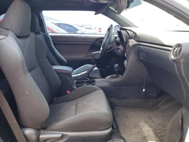 Photo 5 from auction – 2012 TOYOTA SCION TC with VIN JTKJF5C7XC3030708