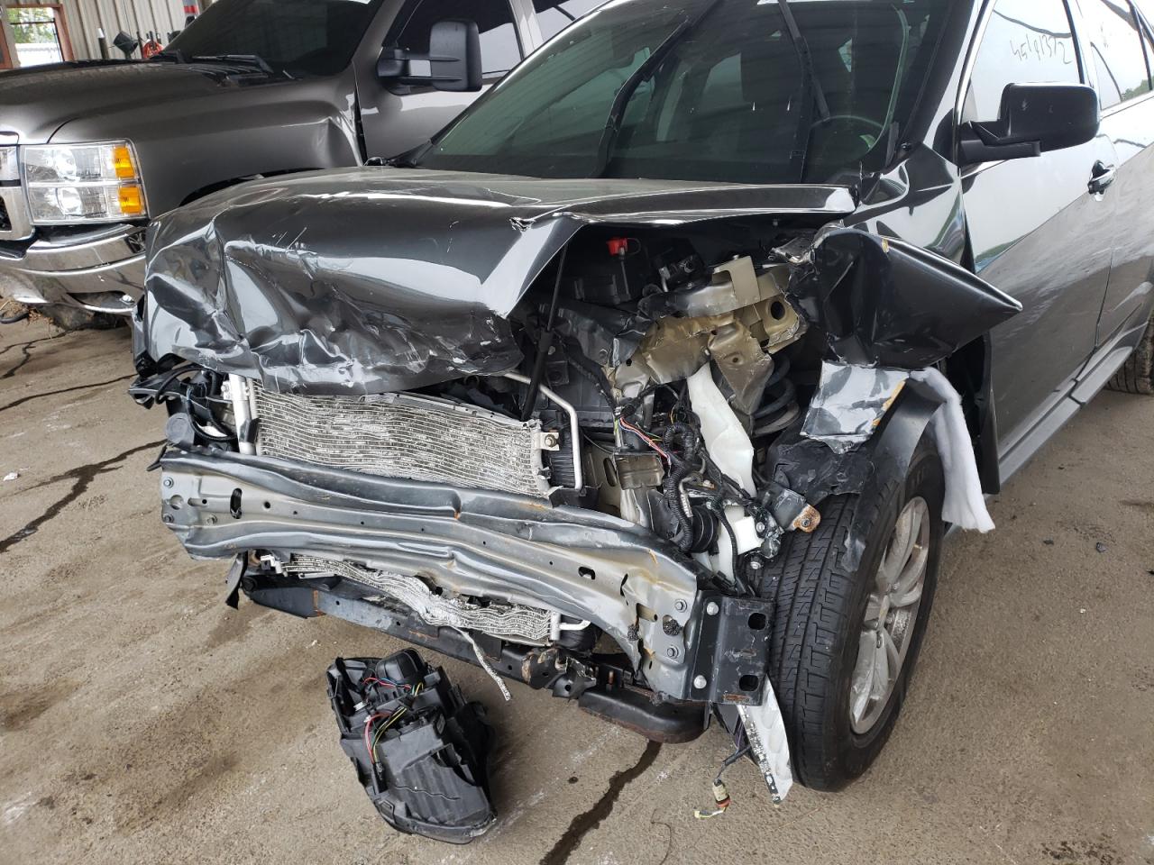 Photo 9 from auction – 2017 CHEVROLET EQUINOX LT with VIN 2GNFLFEKXH6171573