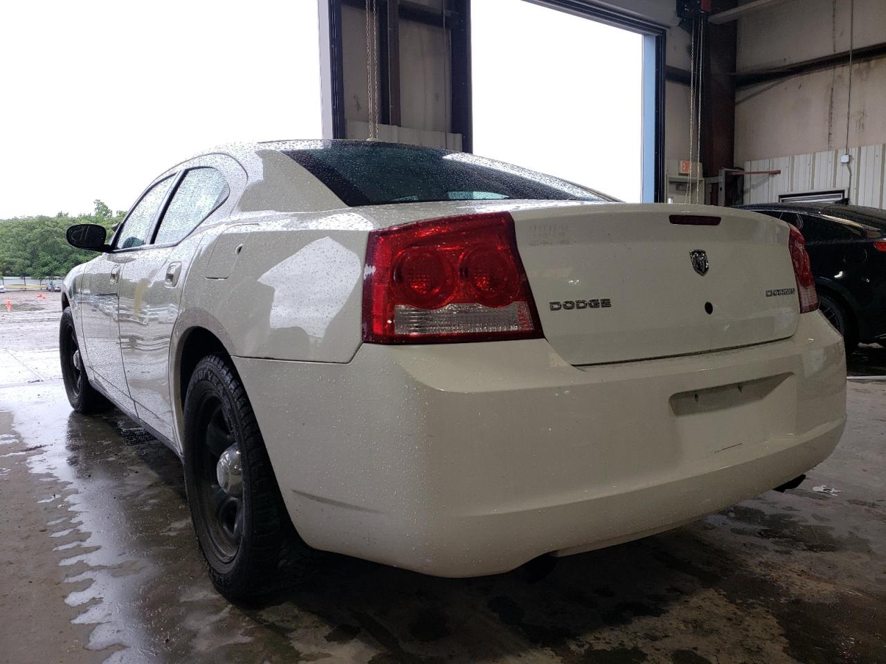 Photo 3 from auction – 2010 DODGE CHARGER with VIN 2B3AA4CT3AH183732
