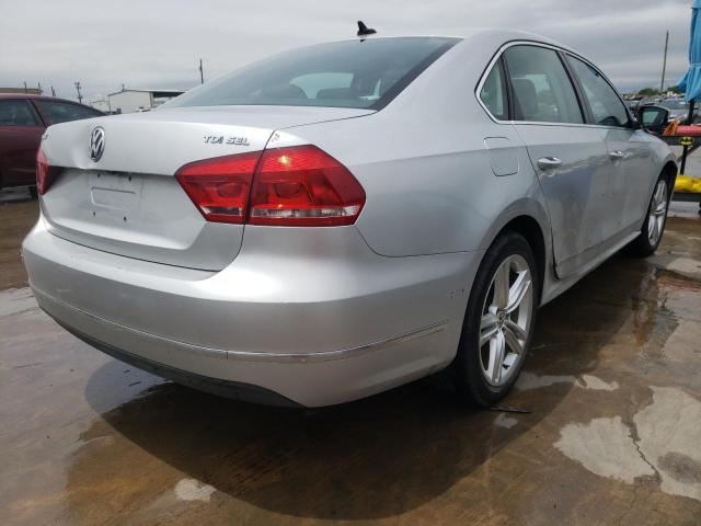 Photo 4 from auction – 2015 VOLKSWAGEN PASSAT SEL with VIN 1VWCV7A36FC026817