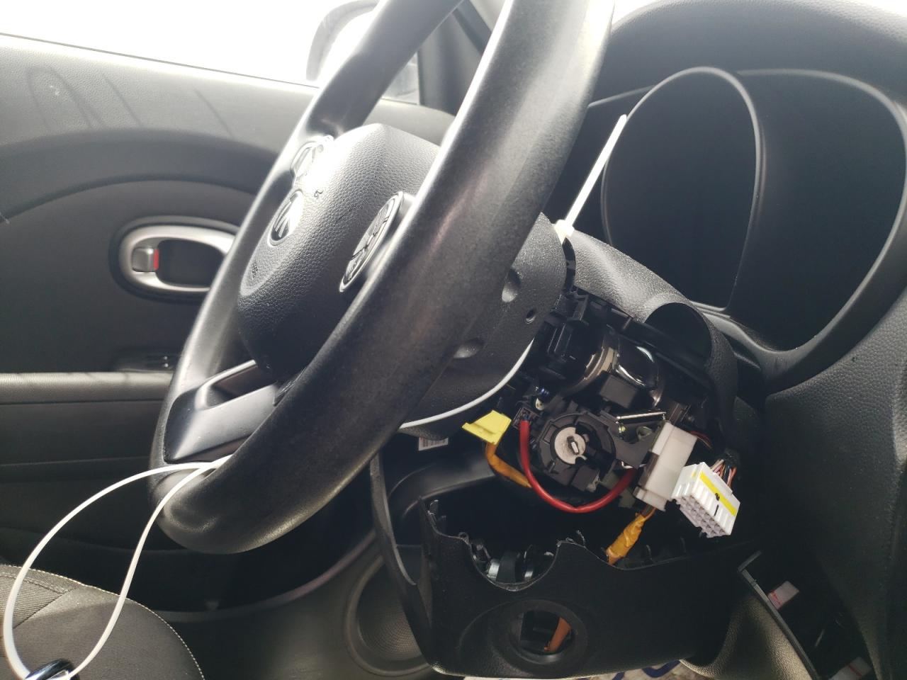 Photo 9 from auction – 2015 KIA SOUL + with VIN KNDJP3A53F7112268