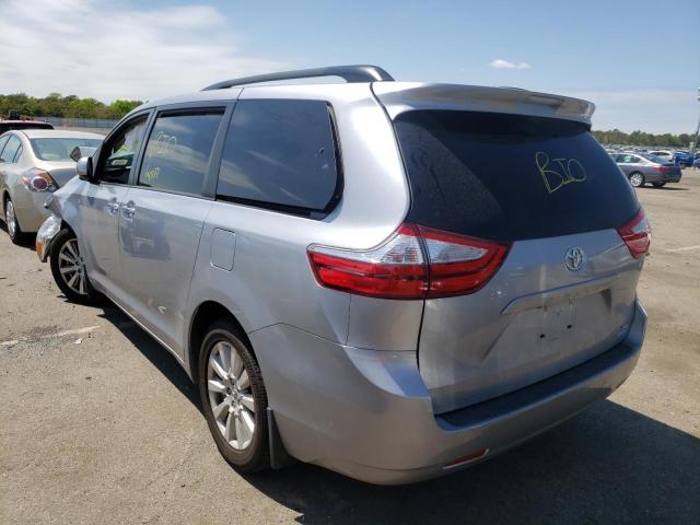 Photo 3 from auction – 2017 TOYOTA SIENNA XLE with VIN 5TDDZ3DC4HS150179