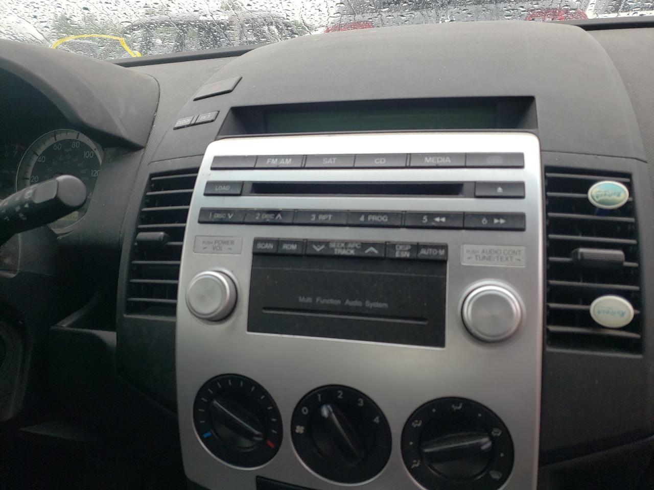 Photo 9 from auction – 2007 MAZDA 5 with VIN JM1CR293170138944