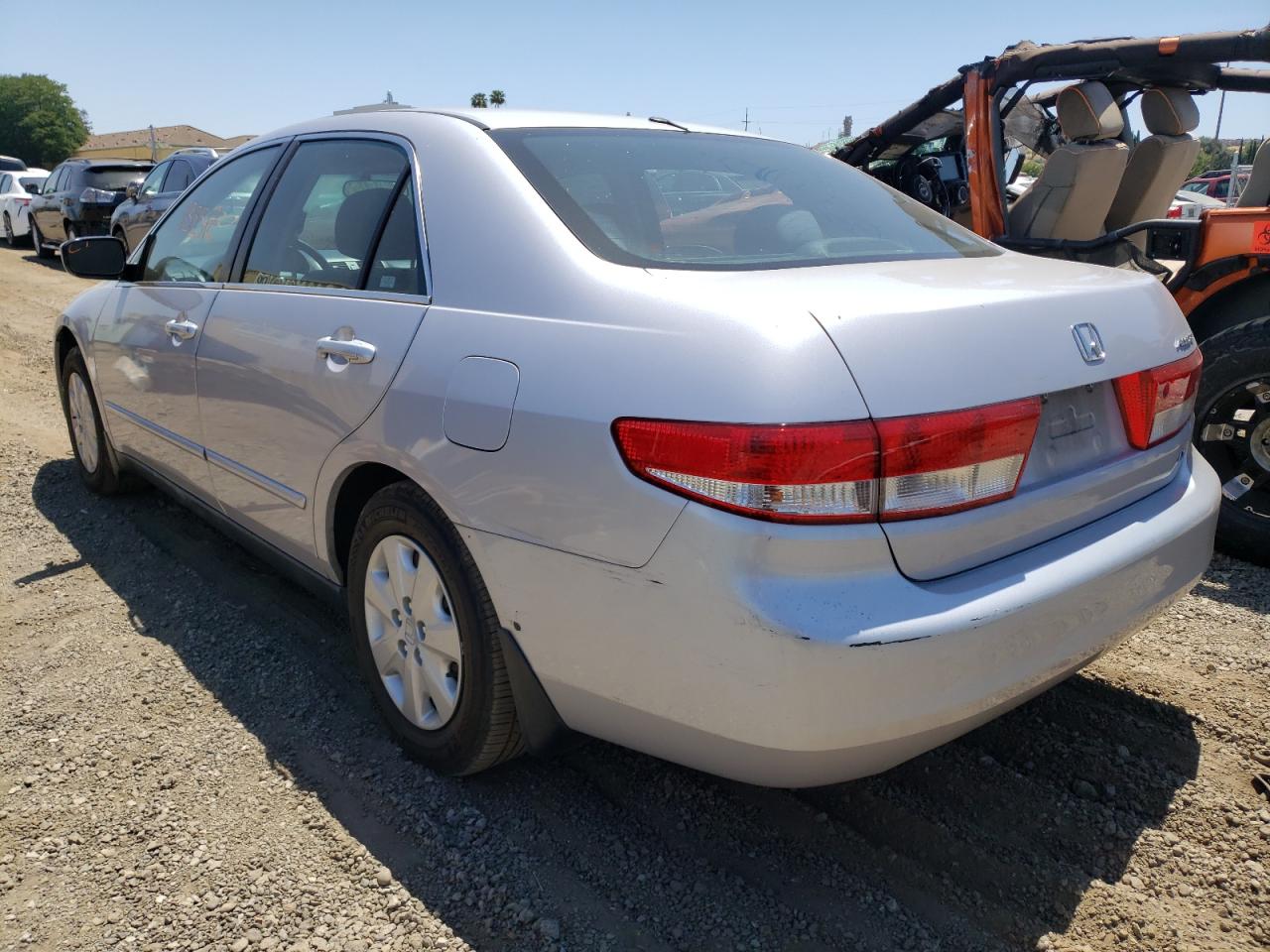 Photo 3 from auction – 2004 HONDA ACCORD LX with VIN 1HGCM55344A040231