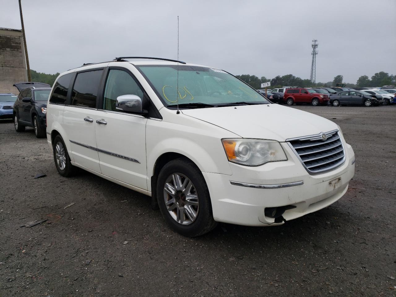 CHRYSLER TOWN & COU 2010 with VIN 2A4RR6DX6AR153605 - Photo from auction