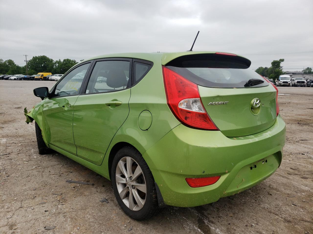 Photo 3 from auction – 2012 HYUNDAI ACCENT GLS with VIN KMHCU5AEXCU035260
