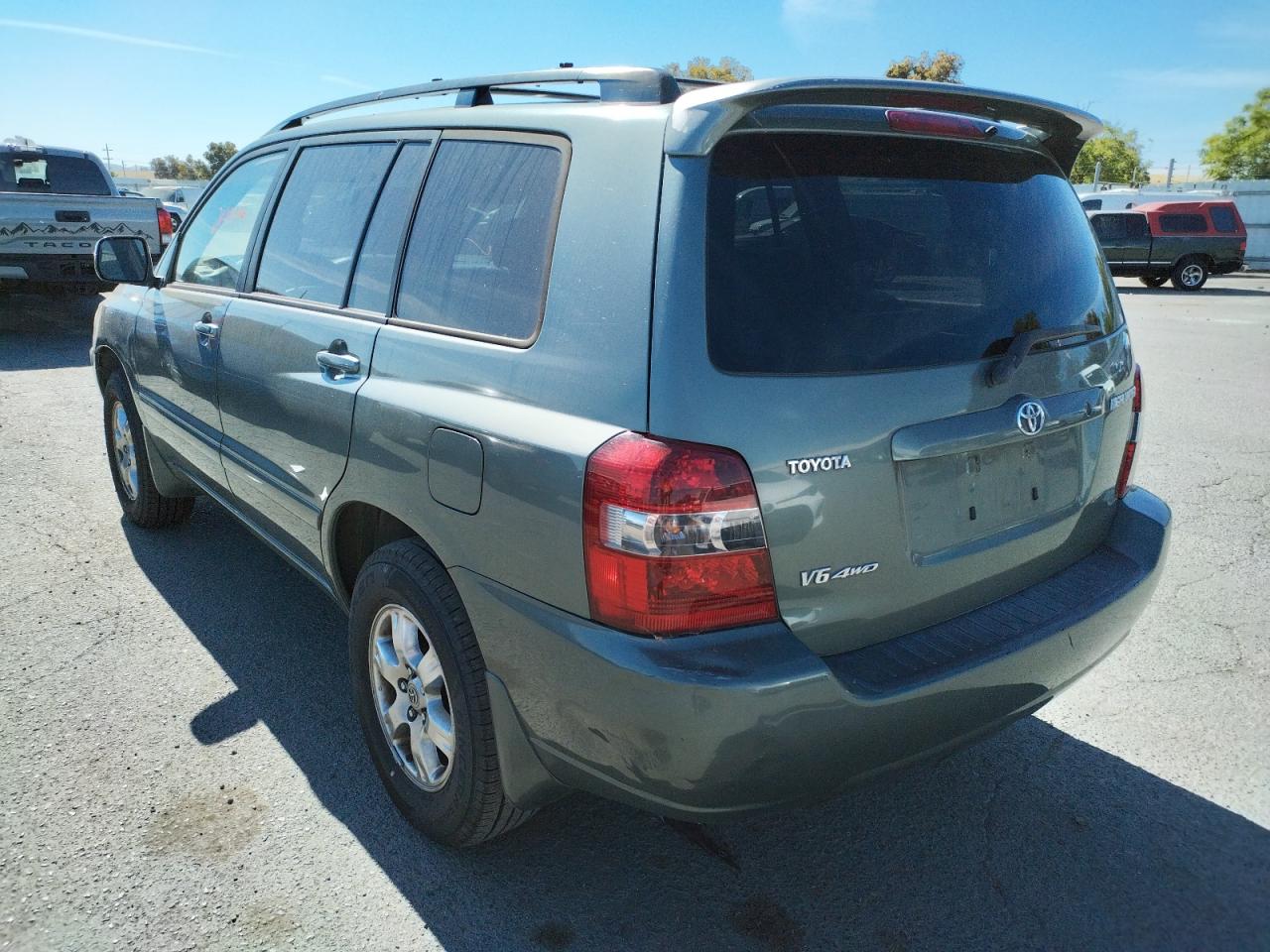 Photo 3 from auction – 2007 TOYOTA HIGHLANDER with VIN JTEEP21A170212593