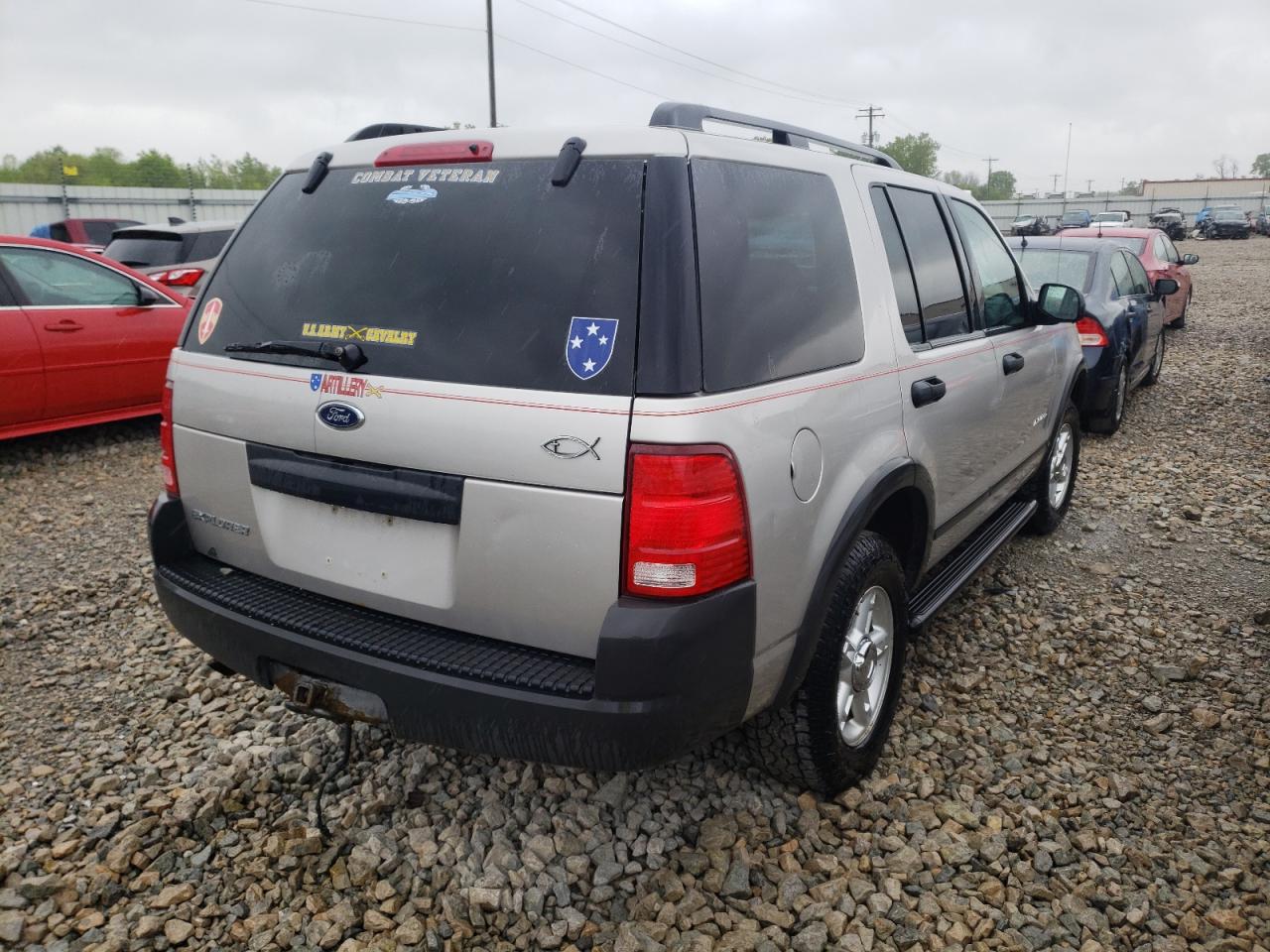 Photo 4 from auction – 2004 FORD EXPLORER X with VIN 1FMZU72K64ZA13867