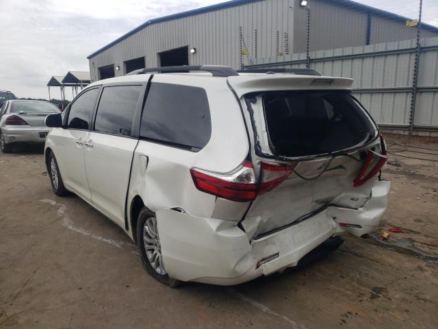 Photo 3 from auction – 2017 TOYOTA SIENNA XLE with VIN 5TDYZ3DC7HS898278