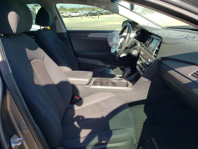 Photo 5 from auction – 2019 HYUNDAI SONATA SE with VIN 5NPE24AF7KH732979