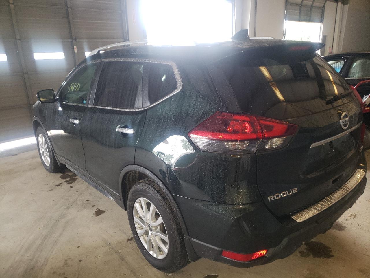 Photo 16 from auction – 2018 NISSAN ROGUE S with VIN 5N1AT2MV6JC772964